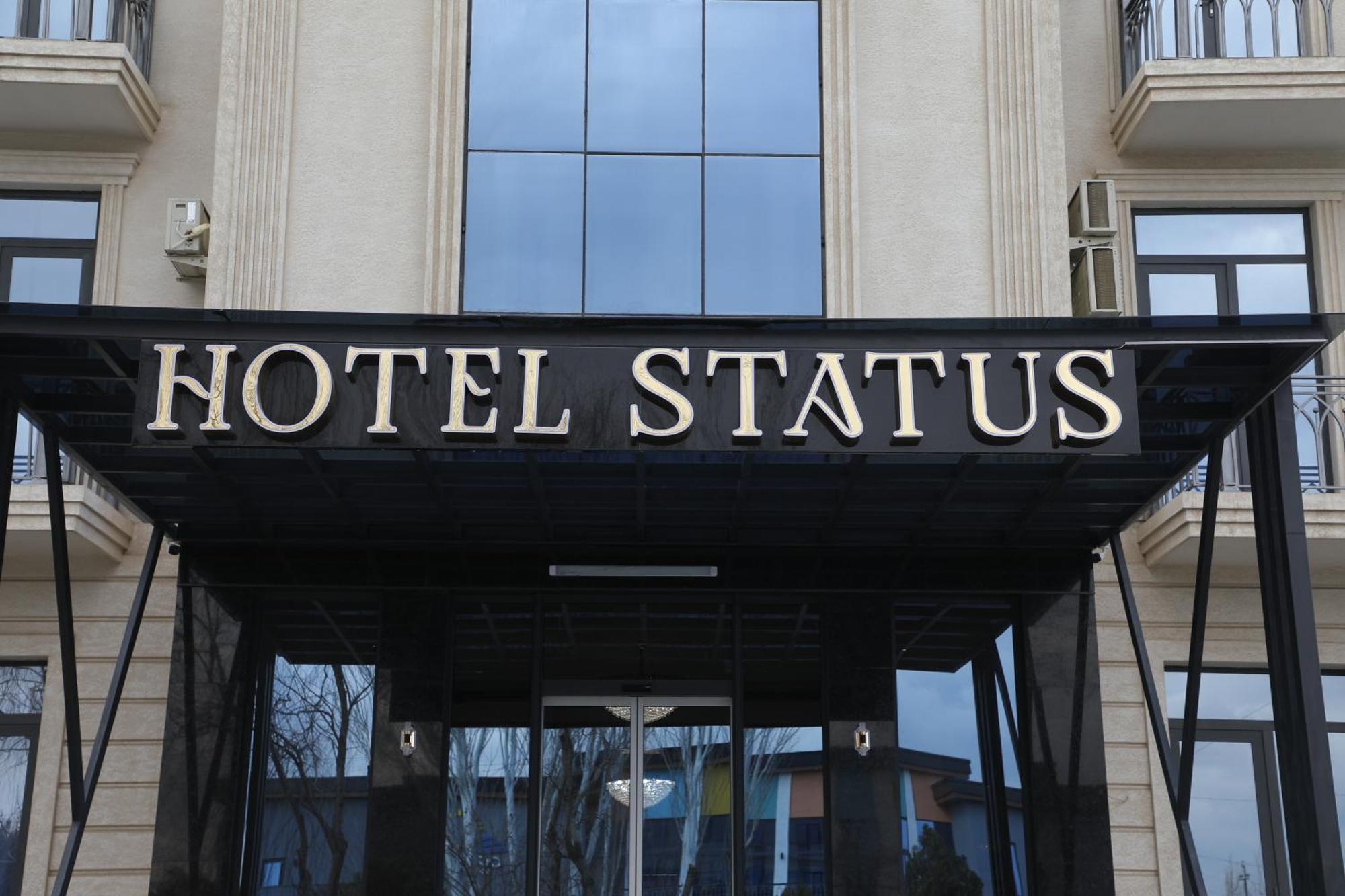 Status Hotel Karşı Dış mekan fotoğraf